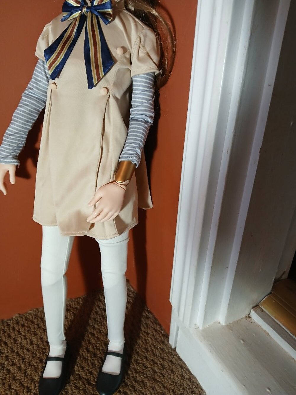Like new - Megan doll from the movie "Megan" from Spirit Halloween - Picture 4 of 6